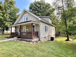 Foreclosed Home - 121 EDWARDS ST, 63775
