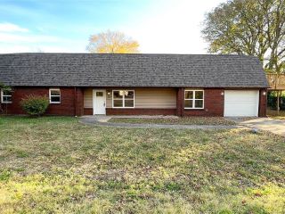 Foreclosed Home - 1211 5TH ST, 63780