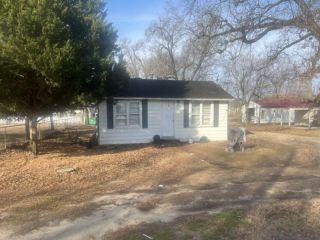 Foreclosed Home - 708 FLEMING ST, 63822