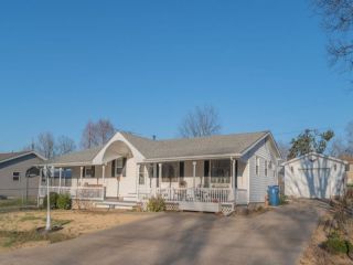 Foreclosed Home - 704 GUILING ST, 63825