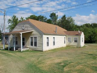 Foreclosed Home - 23324 STATE HIGHWAY 25, 63825