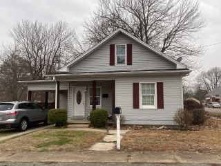 Foreclosed Home - 731 N WALNUT ST, 63841