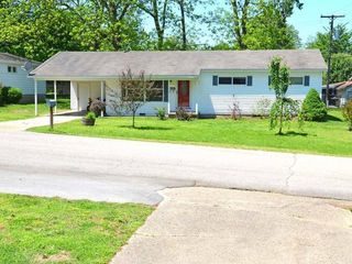 Foreclosed Home - 318 HELEN ST, 63841