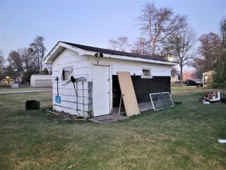 Foreclosed Home - 105 WHITE ROW AVE, 63848