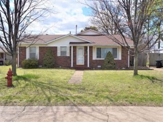 Foreclosed Home - 309 BARBARA DR, 63857