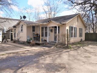 Foreclosed Home - 300 S JACKSON ST, 63857