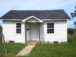 Foreclosed Home - 300 VARNER ST, 63857