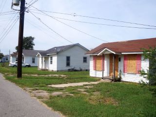 Foreclosed Home - 210 VARNER ST, 63857