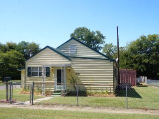 Foreclosed Home - 501 N EVERETT ST, 63857