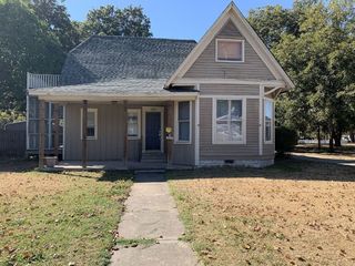 Foreclosed Home - 407 N DOUGLASS ST, 63863