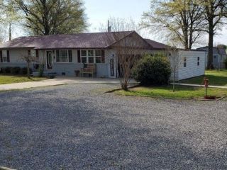Foreclosed Home - 29 STATE HWY W, 63869