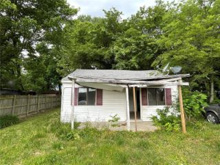 Foreclosed Home - 2115 N WESTWOOD BLVD, 63901