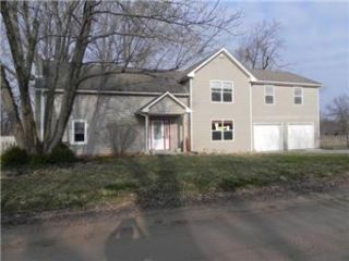 Foreclosed Home - List 100053304