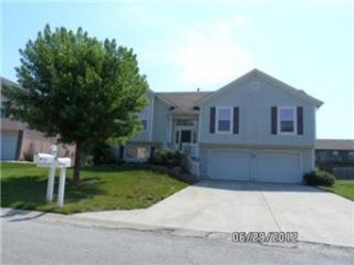 Foreclosed Home - 16315 HIGHT AVE, 64012