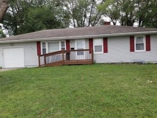 Foreclosed Home - 708 SW 19TH ST, 64015