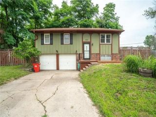 Foreclosed Home - 320 ALLEN ST, 64016