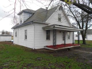 Foreclosed Home - 409 S LAFAYETTE ST, 64021
