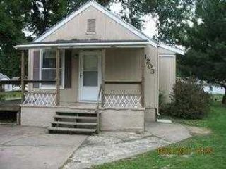 Foreclosed Home - 1203 SAINT LOUIS AVE, 64024