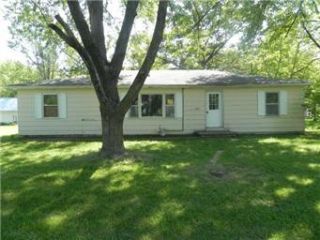 Foreclosed Home - 12319 4TH ST, 64024