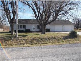 Foreclosed Home - 4609 SEYMOUR RD, 64029