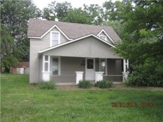 Foreclosed Home - 3307 S BUCKNER TARSNEY RD, 64029