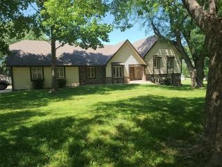 Foreclosed Home - 28900 E PINK HILL RD, 64029