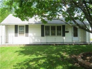 Foreclosed Home - 12822 12TH ST, 64030