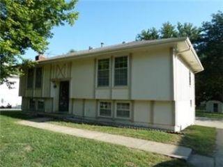Foreclosed Home - 7405 E 133RD TER, 64030