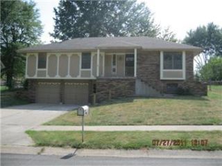 Foreclosed Home - 12504 MANCHESTER AVE, 64030