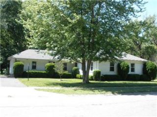 Foreclosed Home - 13418 BENNINGTON AVE, 64030