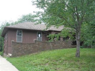 Foreclosed Home - 12400 JACKSON AVE, 64030