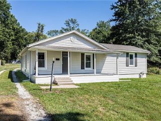 Foreclosed Home - 13405 SPRING ST, 64030