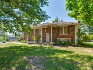 Foreclosed Home - 12953 CRAIG DR, 64030