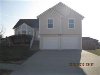 Foreclosed Home - 1401 WILLOW DR, 64034