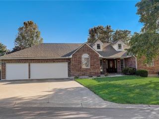 Foreclosed Home - 875 WILLOW TREE CT, 64037