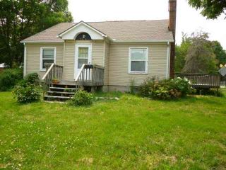 Foreclosed Home - 700 S PINE ST, 64040