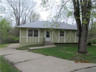 Foreclosed Home - 211 S ELLISON WAY, 64050