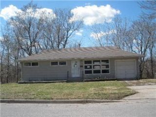 Foreclosed Home - 414 LACY RD, 64050