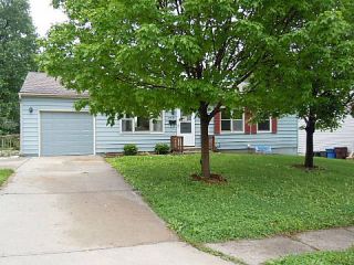 Foreclosed Home - 2910 N MCCOMAS LN, 64050