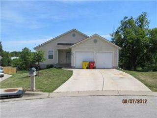 Foreclosed Home - 409 N SAVAGE CT, 64050