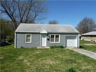 Foreclosed Home - 2724 S NORWOOD AVE, 64052