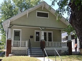 Foreclosed Home - 1304 S ASH AVE, 64052