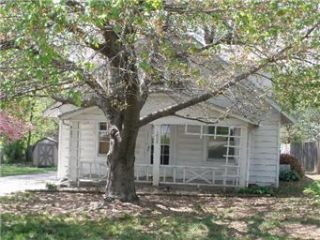 Foreclosed Home - 1826 S RALSTON AVE, 64052