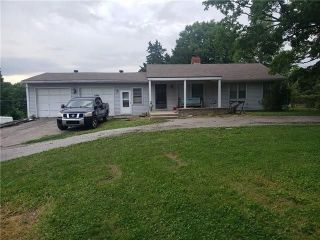 Foreclosed Home - 11900 E 39TH ST S, 64052