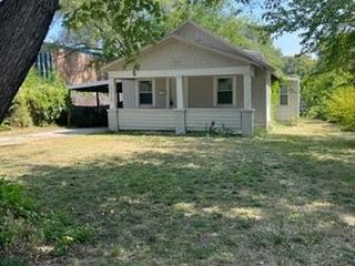 Foreclosed Home - 2315 S SCOTT AVE, 64052