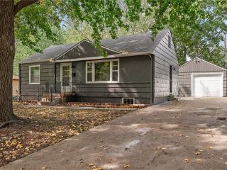 Foreclosed Home - 3406 S OVERTON AVE, 64052