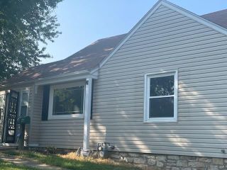 Foreclosed Home - 9606 E 32ND ST S, 64052