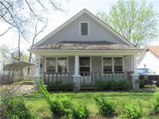 Foreclosed Home - 826 S CEDAR AVE, 64053