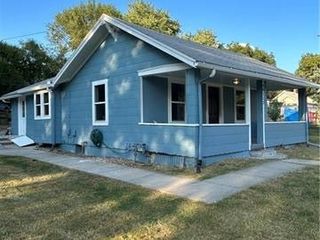 Foreclosed Home - 10112 E KENTUCKY RD, 64053