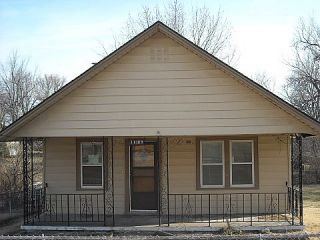 Foreclosed Home - 11123 E 10TH ST S, 64054